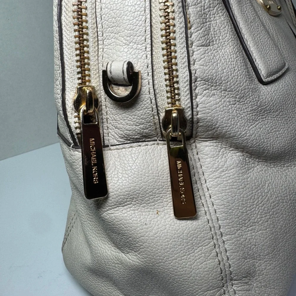 Michael Kors Double Zip Top Handle Satchel Handbag Cream Pebbled Leather & Strap